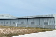 NHÀ TIỀN CHẾ TẠI MEBI FARM 