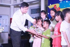 CÔNG TY SHINCON MANG "TRĂNG NGỌT" ĐẾN VỚI THIẾU NHI XÃ SƠN MỸ